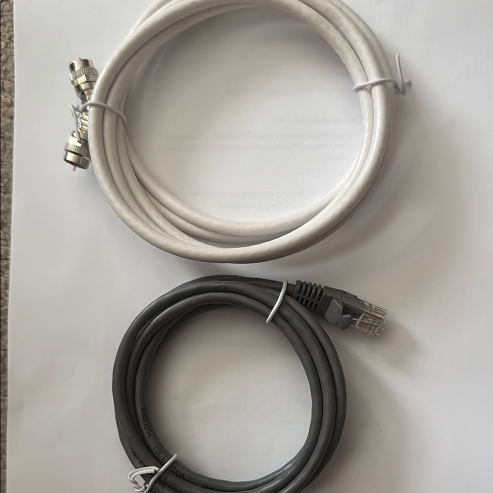 White and Gray Cable Set for Electronics